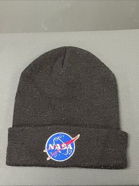 Men’s NASA Patch Black Knit Beanie Hat